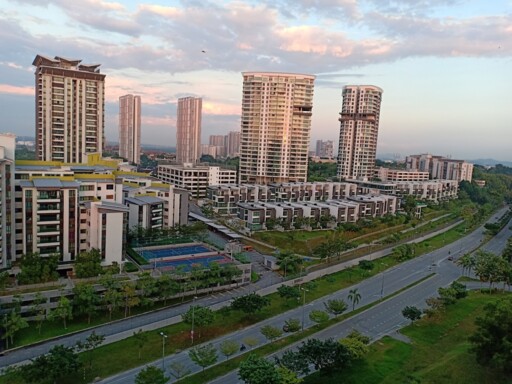 Domain 5 Apartment