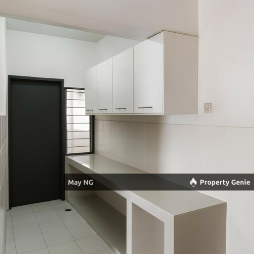 Calisa N Residences Puchong | 883 sqft | 3R2B | Non-Bumi Lot | Low Density | Furnished & Well-Kept Unit For Sale