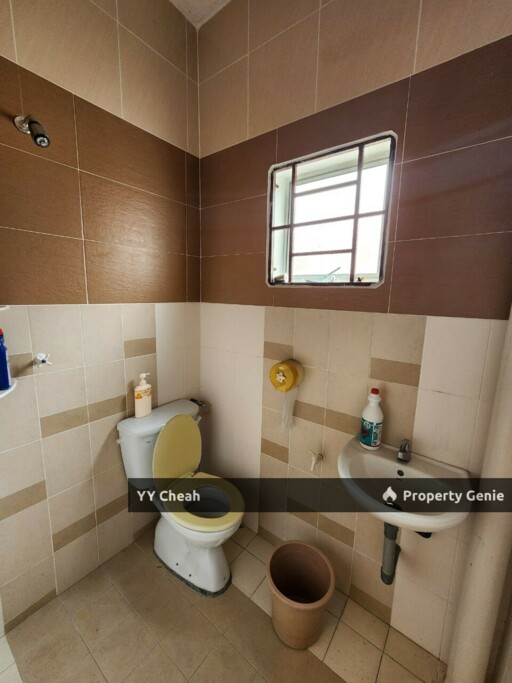 Klebang Restu Ipoh Double Storey House For Sale Facing Field, Facing South, Good Condition 4 Rooms 4 Bath