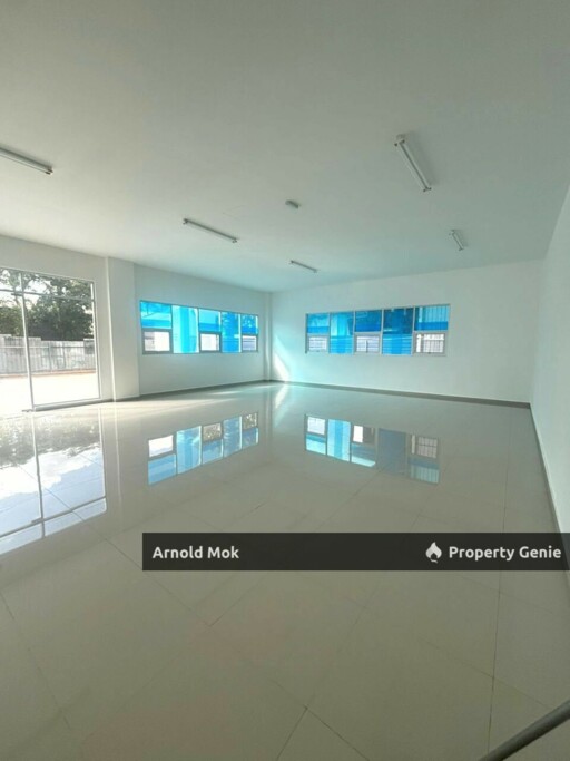 1.5 Storey Detached Factory at Lima Kedai for Rent