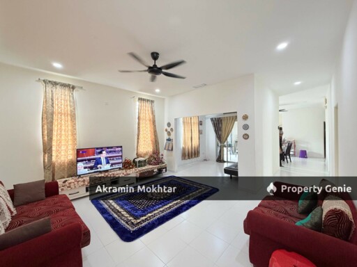 FREEHOLD, PARTIALLY FURNISHED & TANAH LUAS 107×80 | 1 Storey Bungalow, Mahkota Hills, Seksyen 18 Bandar Tasik Senangin, Lenggeng