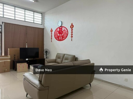 Jalan Pinang | Taman Daya | 1-Storey House | 3+1 Beds 2 Baths | Partial Furnished