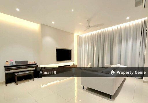 [Renovated End Lot Unit] Double Storey Terrace House Sejati Lakeside Cyber 10 Cyberjaya