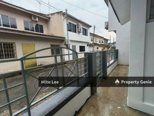 Kulai Below Market Value 2-Storey House for Sale!!