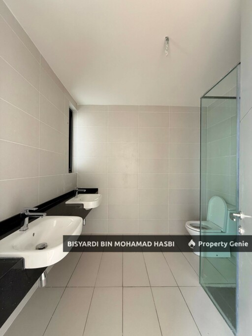 CORNER LOT (TYPE A4) KLCC VIEW 3 STOREY SUPERLINK HOUSE EAST 57, RESIDENSI LAMAN TIMUR DESA MELAWATI, KL