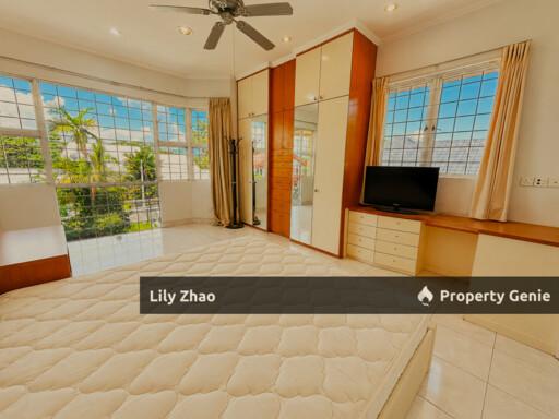 Bungalow on the Hill for Rent, 5Bed 4Bath, Fully Furnished, 6 Car Park, Mount Kinabalu View📍Jalan Lintas Highway, Kota Kinabalu City.