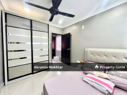 Freehold & Renovated | [End Lot] Double Storey, Taman Koperasi Cuepacs @ Kajang