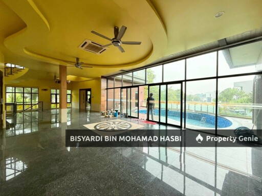 5 Storey LUXURY BUNGALOW  THE MINES RESORT CITY Seri Kembangan, Kuala Lumpur.