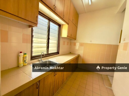 Townhouse Puncak Perdana, Puncak Alam Selangor .