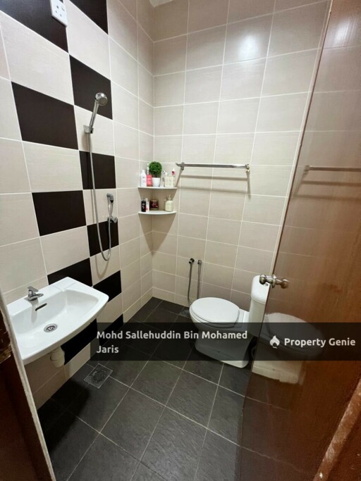 Tanah Lot Banglo Berserta 2 Unit Semi-D di Pak Mahat, Kempadang Kuantan Pahang