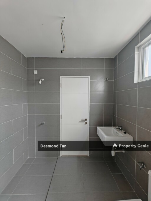 2 Storey Suriaman 2, Suriaman, Bayu Sutera, Hijayu, Sendayan ( RM 1000 Only)