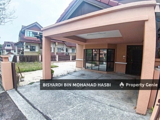 Renovated Corner Lot 2.5 Storey Superlink at Precint 16, Putrajaya