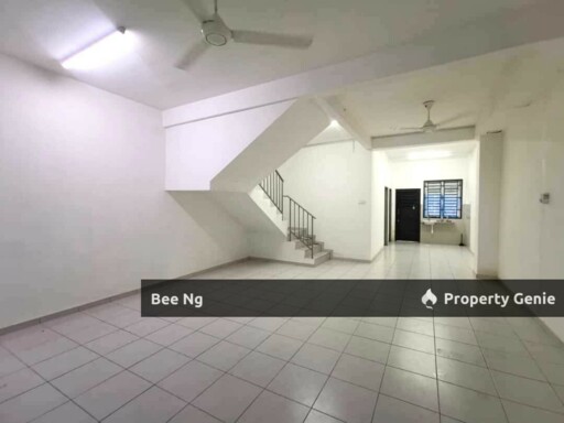 Taman Scientex Utama @ Senai Double Storey Terrace / Below Market Price