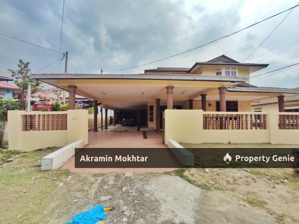 DOUBLE STOREY BUNGALOW JALAN PINGGIRAN SUNGAI RAMAL LUAR KAJANG.