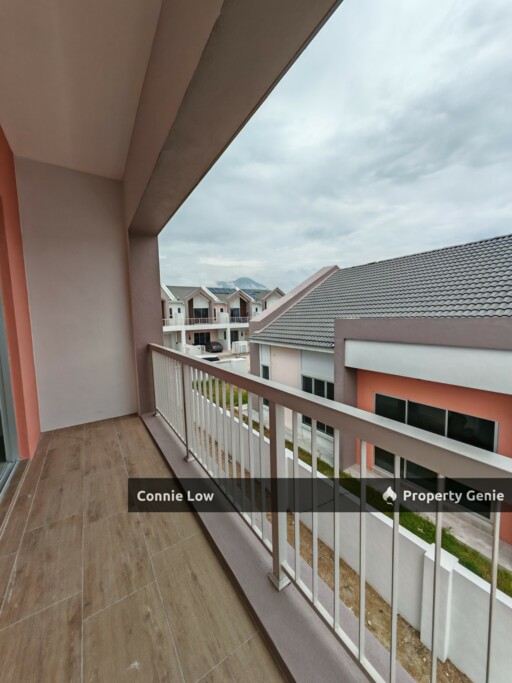 Guarded with Park New 1.5 Storey SemiD for Sale Klebang, Meru, Tasek