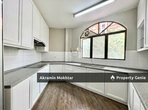 FREEHOLD, GROUND FLOOR, FACING POOL & 1 PARKING | Catalina Villa Condominium