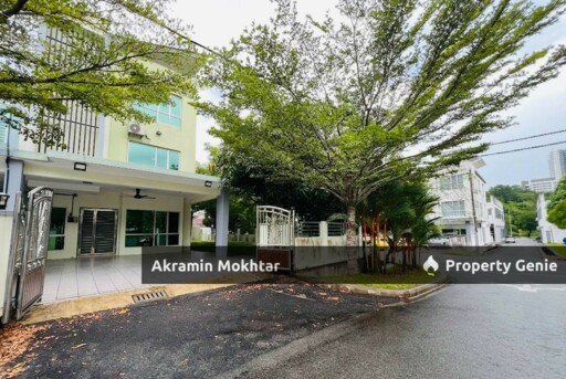 IFRERHOLD, CORNER UNIT & FULLY FIRNISHED | 3 Storey Terrace Taman Universiti, Bangi