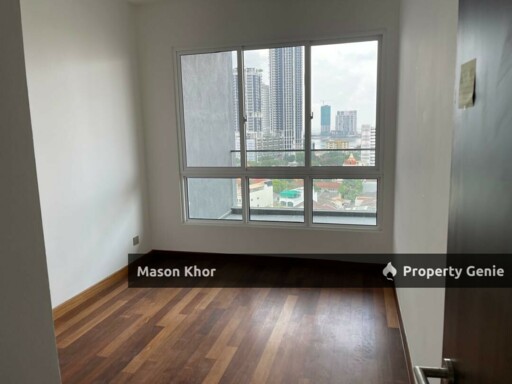 CODRINGTON RESIDENCE CORNER MIDDLE FLOOR SEAVIEW 1615sf 2CP ORIGINAL UNIT GEORGETOWN