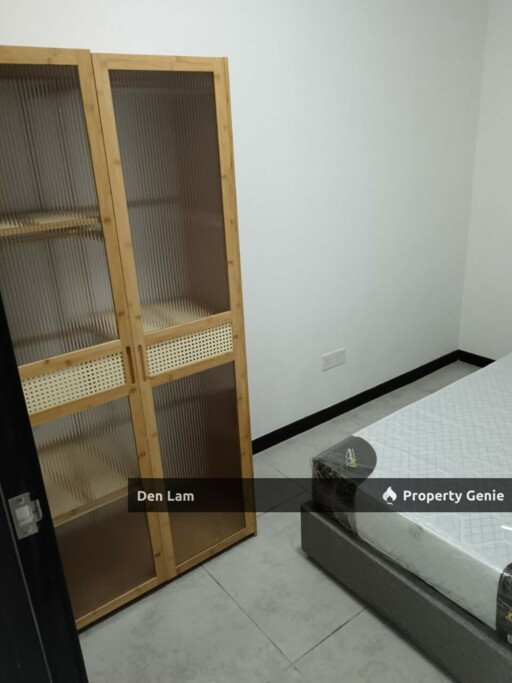 Neu Suites KLCC Below Value 2 Room Unit for Sale !!