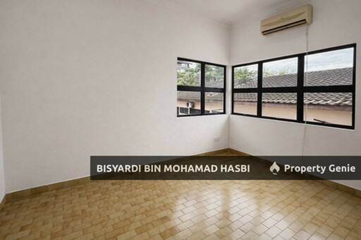 "Refurbished & Renovated" Double Storey Semi Detached House Taman Cuepacs, Batu 9, Cheras Selangor.
