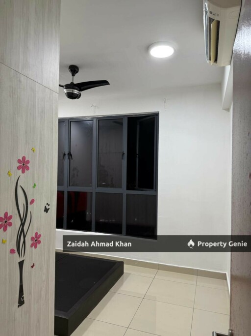 LAKEPARK RESIDENCE KL NORTH SELAYANG BATU CAVES CONDOMINIUM FOR SALE BELOW MARKET VALUE