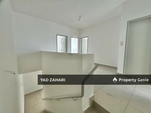Platinum Residence, Dengkil | Townhouse 4 Bedrooms | RM470K - Bigger Size, Brand New and Lowest Price
