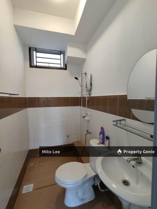 Tampoi Indah Apartment For Sale!!