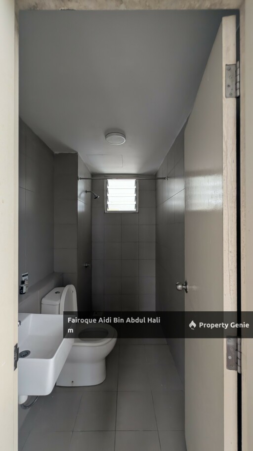 Lakefront Homes Cyberjaya Full Furnish