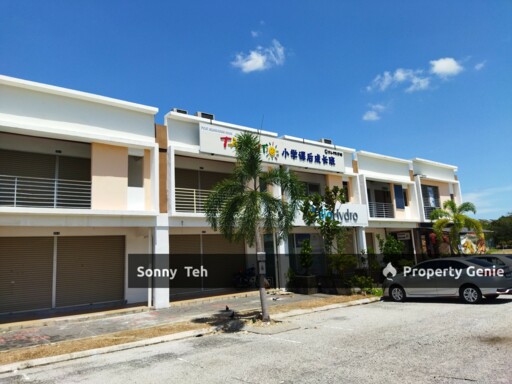Shop for sale (Ground Floor) at Bandar Parklands