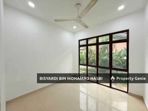 2.5 Storey Bungalow House Jalan Elitis Dahina, Valencia Sungai Buloh.
