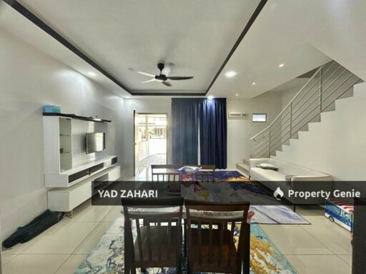Rentak Perdana, LBS Alam Perdana, Puncak Alam | 2-Storey Terrace 4 Bedrooms | RM450K - Semi Furnished with Good Condition and Gated Guarded