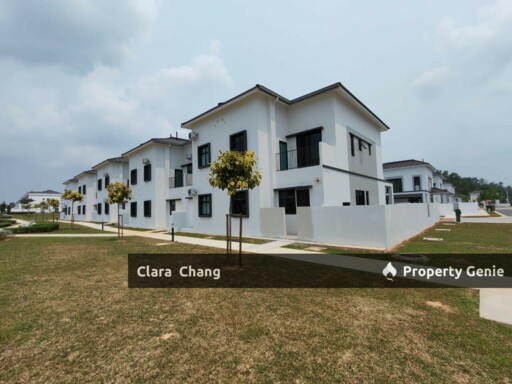 Fieldsgate @ Eco Tropics Double Storey Terrace House for Rent