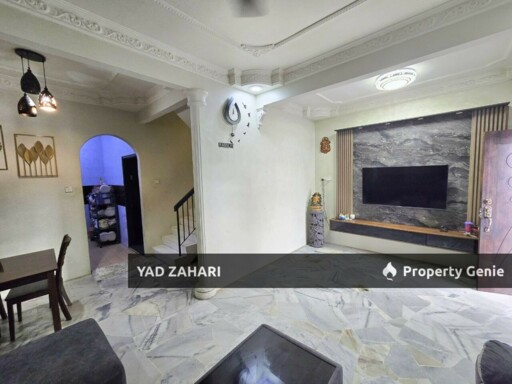 Seksyen 25, Shah Alam | 2-Storey Terrace 4 Bedrooms | RM460K - Freehold, Below Market & Extra Land 6Ft
