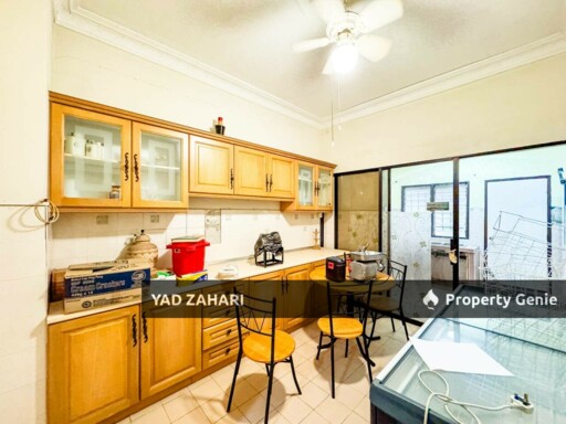 Nusa Subang, Subang | 2-Storey Terrace 4 Bedrooms | RM750K - Endlot, Kitchen Extended & Renovated