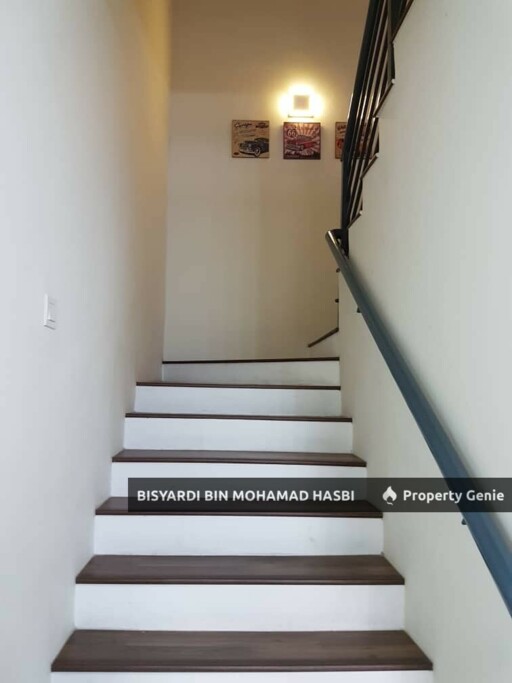 6,168 SQ.FT Corner Lot Semi Detached, Taman Delima Jaya Dengkil, Sepang.