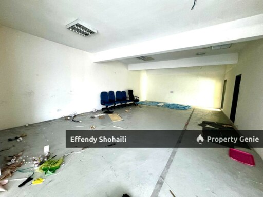 BUKIT JELUTONG SEKSYEN U8 SEMI D FACTORY