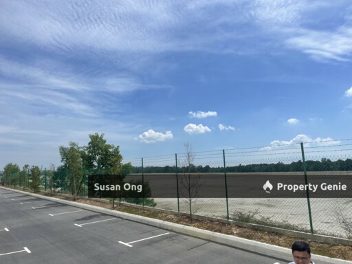 WTR-Sungai Way-7 acre Industrial land-suitable car storage