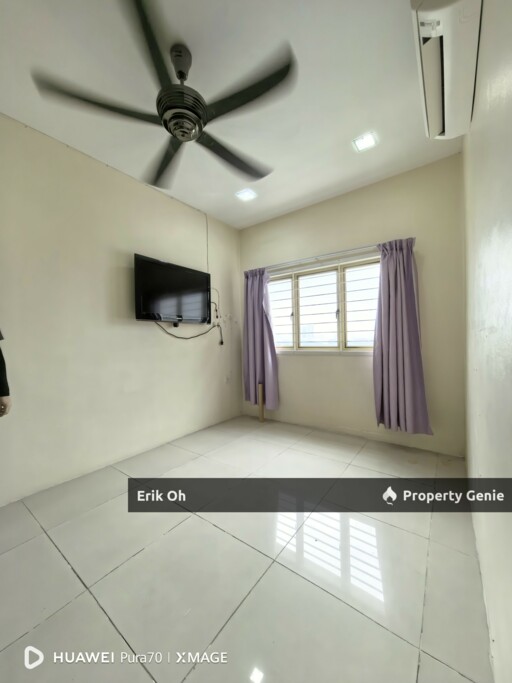 East Lake Residence Seri Kembangan PENTHOUSE FOR SALE