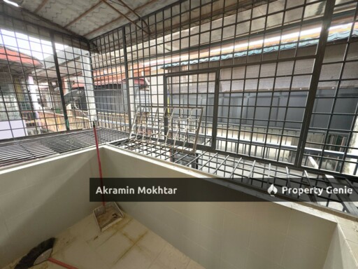 NEWLY REFURBISHED | FLAT TAMAN SRI MANJA TAMAN SRI MANJA, PETALING JAYA