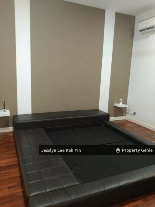 3 Storey Superlink - Taming Indah Sungai Long