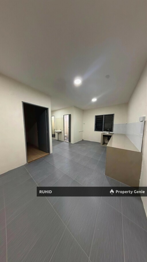 Single Storey Terrace House For Sale @ Taman Seraya, Kulai | Freehold | Renovated