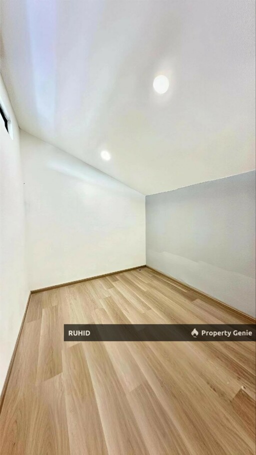 Freehold Single Storey Terrace House | 4 Bedrooms | Fully Renovated | Taman Rinting Masai