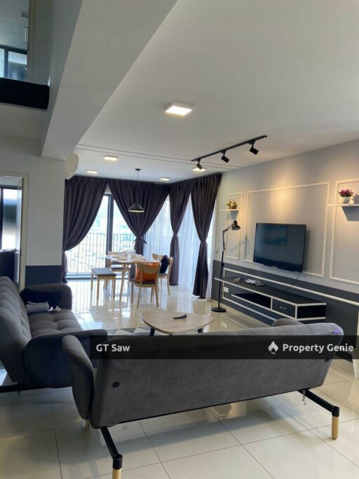 2 Bedroom Ekocheras Duplex with Full Furnished Connected Mall & MRT Station