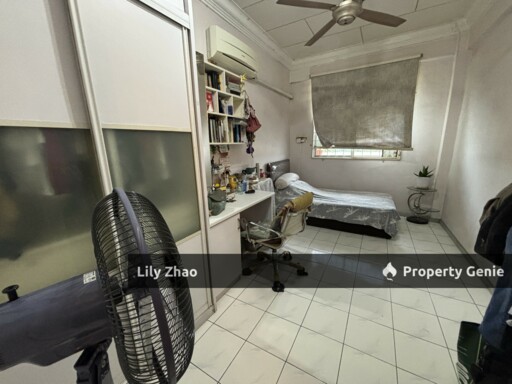 Taman Satria Apartment 3rd Floor for Sale, 3Bed 2Bath, Corner Lot, Fully Furnished, Menggatal, Kota Kinabalu.