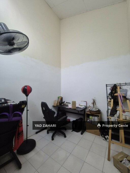 Jalan Kebun, Shah Alam | 1-Storey Terrace 4 Bedrooms | RM410K - Renovated and Nearby School