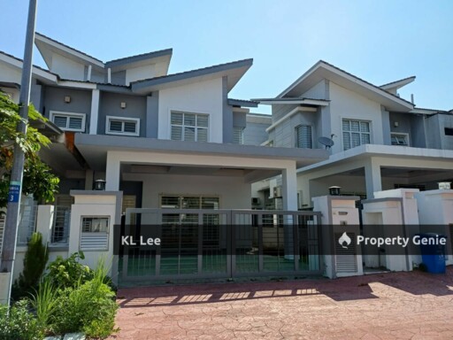 🏡 Spacious Family Home in D’Kayangan Shah Alam | RM1.2M Negotiable