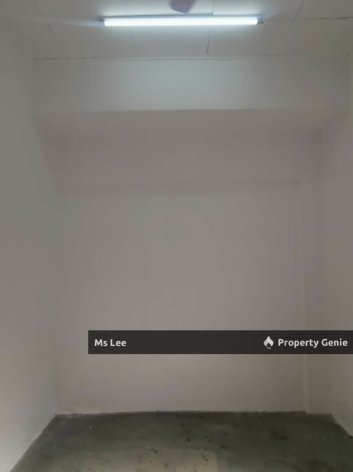 3rd Floor Shop Apartment RM 350 (Pasar Malam) -Taman Sentosa @ Klang- Ready 30/9