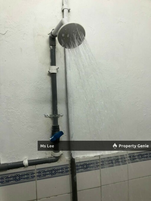 2nd floor Shop Apartment RM 400 (Pasar Malam)-Taman Sentosa @ Klang-Ready 15/7 or 31/7