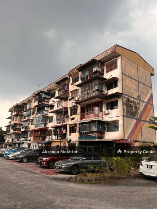 Flat Blok 40 Seksyen 24 Shah Alam