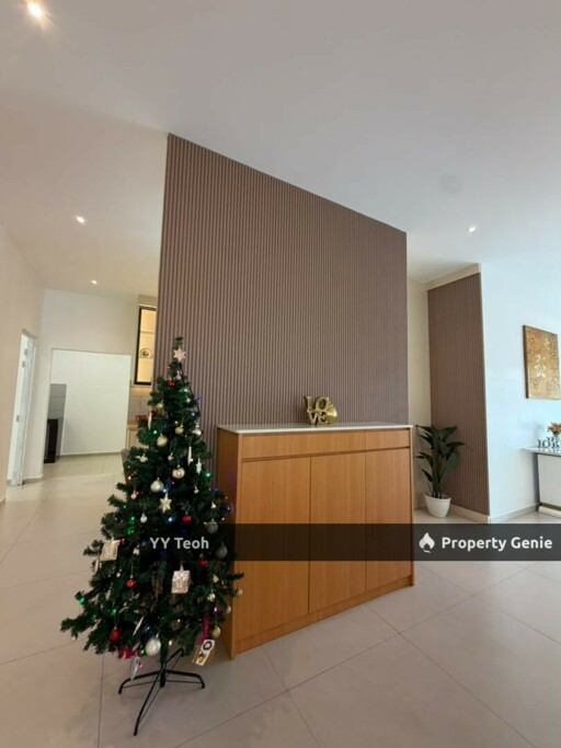 CORNER Ujong Pasir Single Storey Bungalow